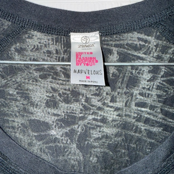 Zumba Fitness Black Graphic Baseball Sleeve Top Sz M Great condition - Picture 2 of 5